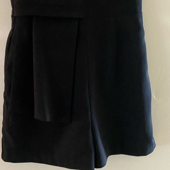 Gianni Bini Black Sleeveless Romper - Picture 3 of 4